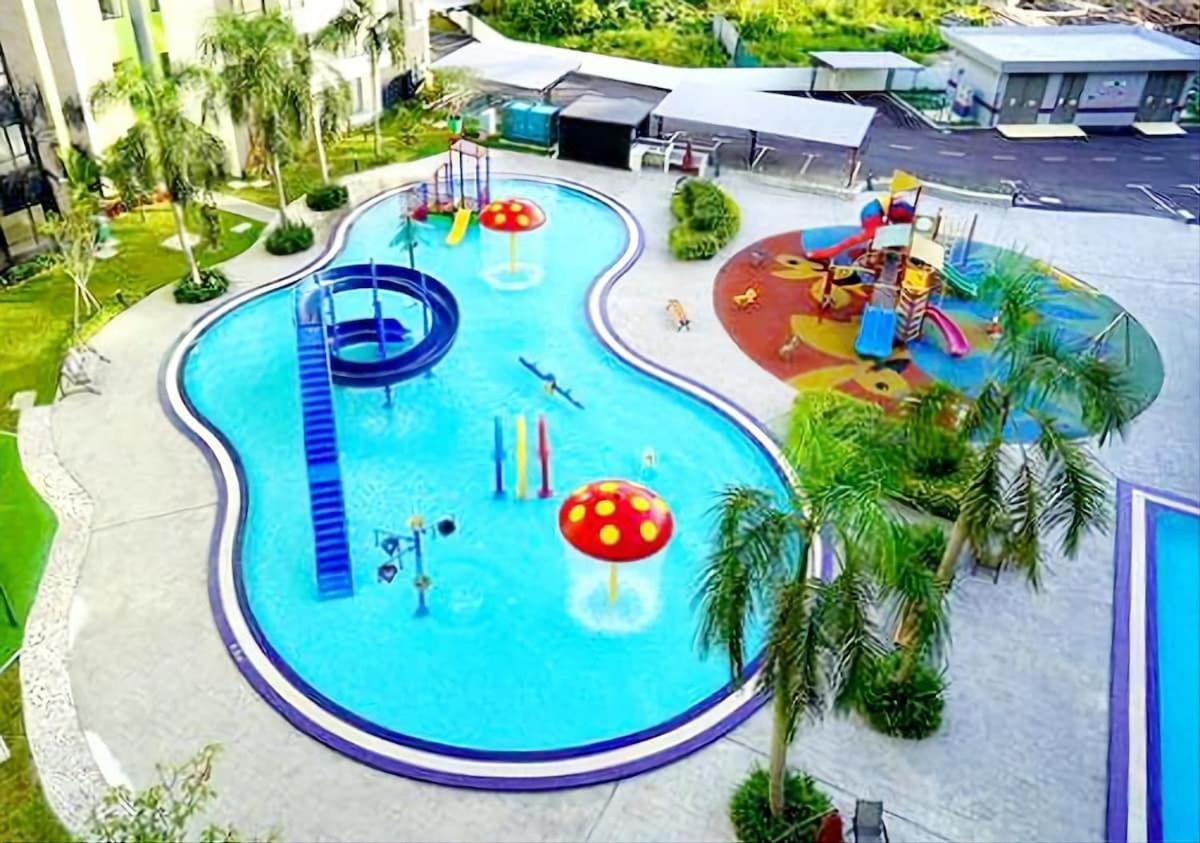 Manhattan Waterpark 3 8pax By Empire Mha308 Pangsapuri