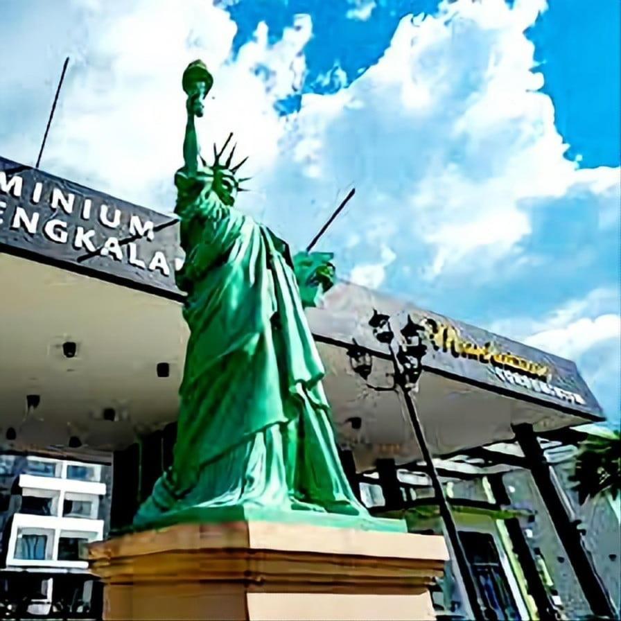 Pangsapuri Manhattan Waterpark 3 8pax By Empire Mha308 *